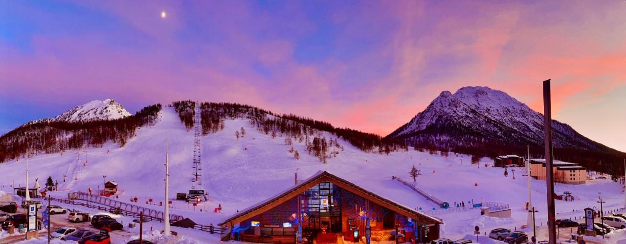 Le Janus, Pied Des Pistes, 2 Garages, Terrasse Avec Sauna Монженевр Экстерьер фото